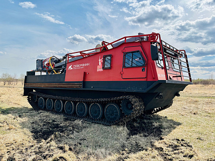 ТГВ-7Б с буровой установкой
